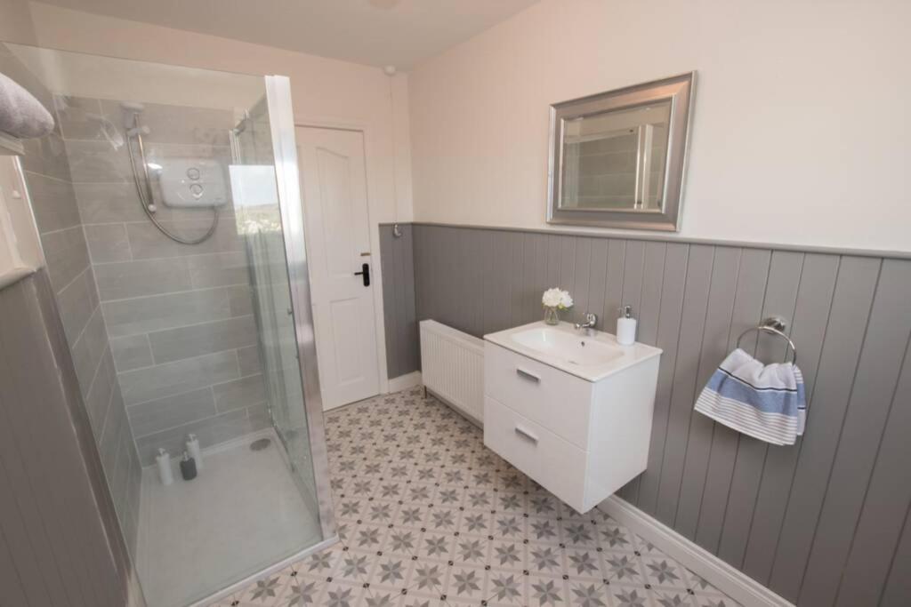 Atlantic View Apartment ダングロー エクステリア 写真